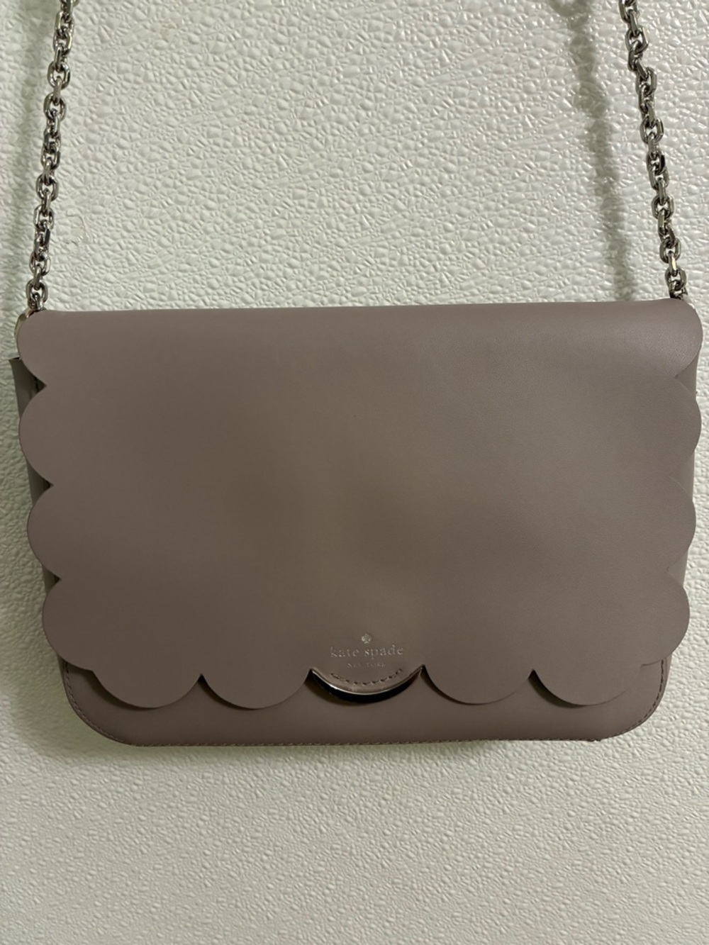 Kate  Spade Isabella Magnolia Mauve/Beige Scalloped Leather Crossbody Bag NWOT